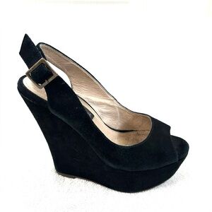 Steve Madden Black Suede Wedge Slingback Sandals “Wowzerr”